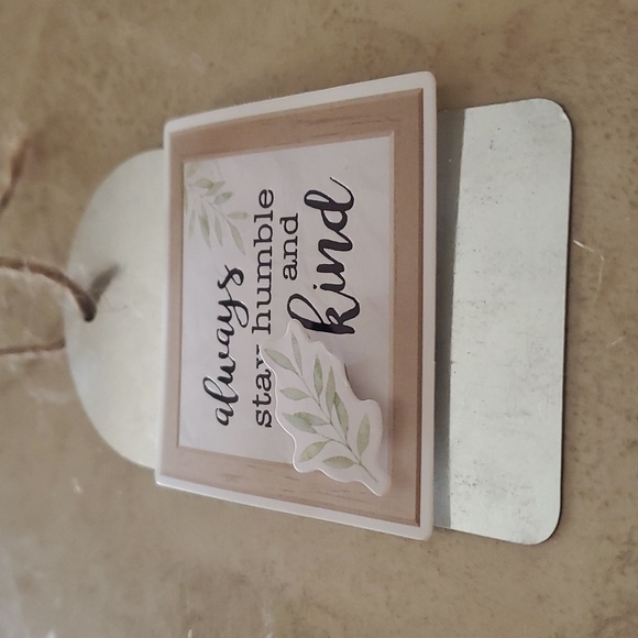 **SALE**Humble & Kind Mini Sign - Picture 3 of 3